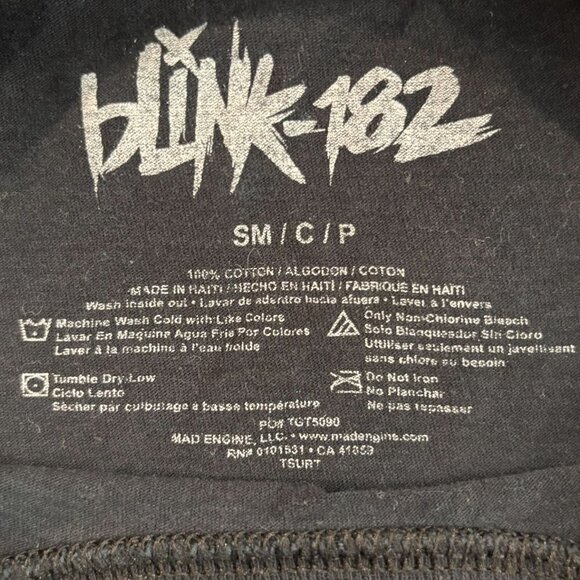 Blink-182 Graphic‎ Band Tee | Black Cotton Logo Shirt Women’s S 🎸 - Picture 4 of 4
